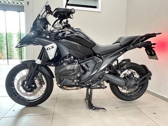 BMW R 1300 GS TRIPLE BLACK 